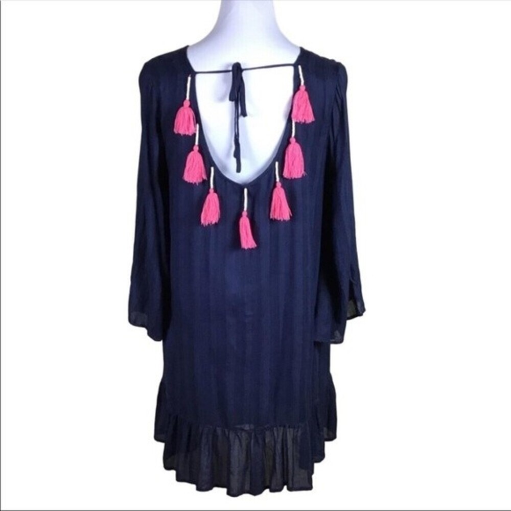 Crown & Ivy Navy and Pink Swim Coverup